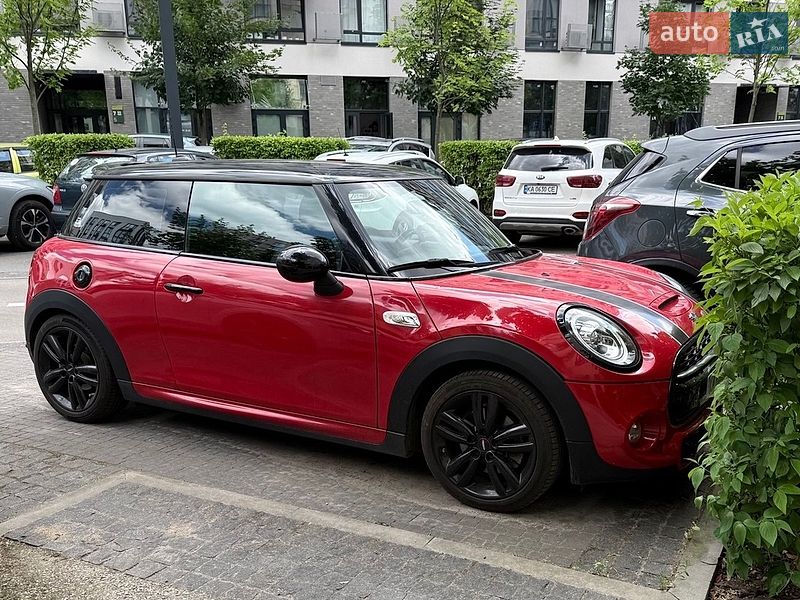 Хэтчбек MINI Cooper 2018 в Киеве