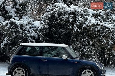 Хэтчбек MINI Cooper 2003 в Киеве