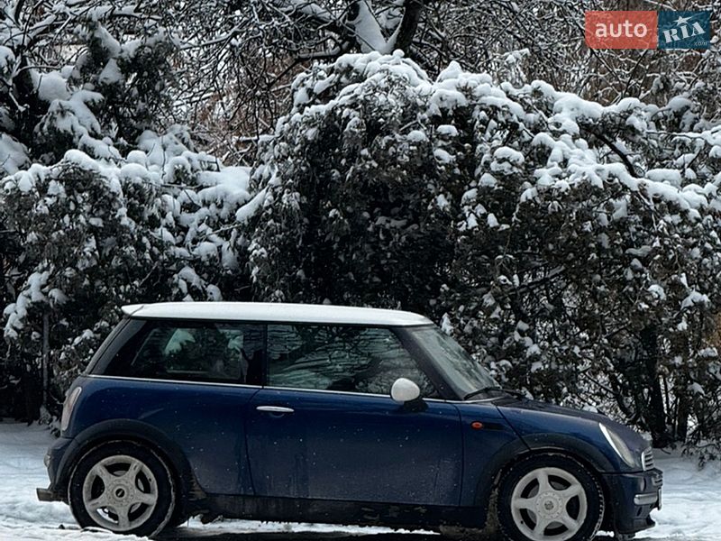 MINI Cooper 2003