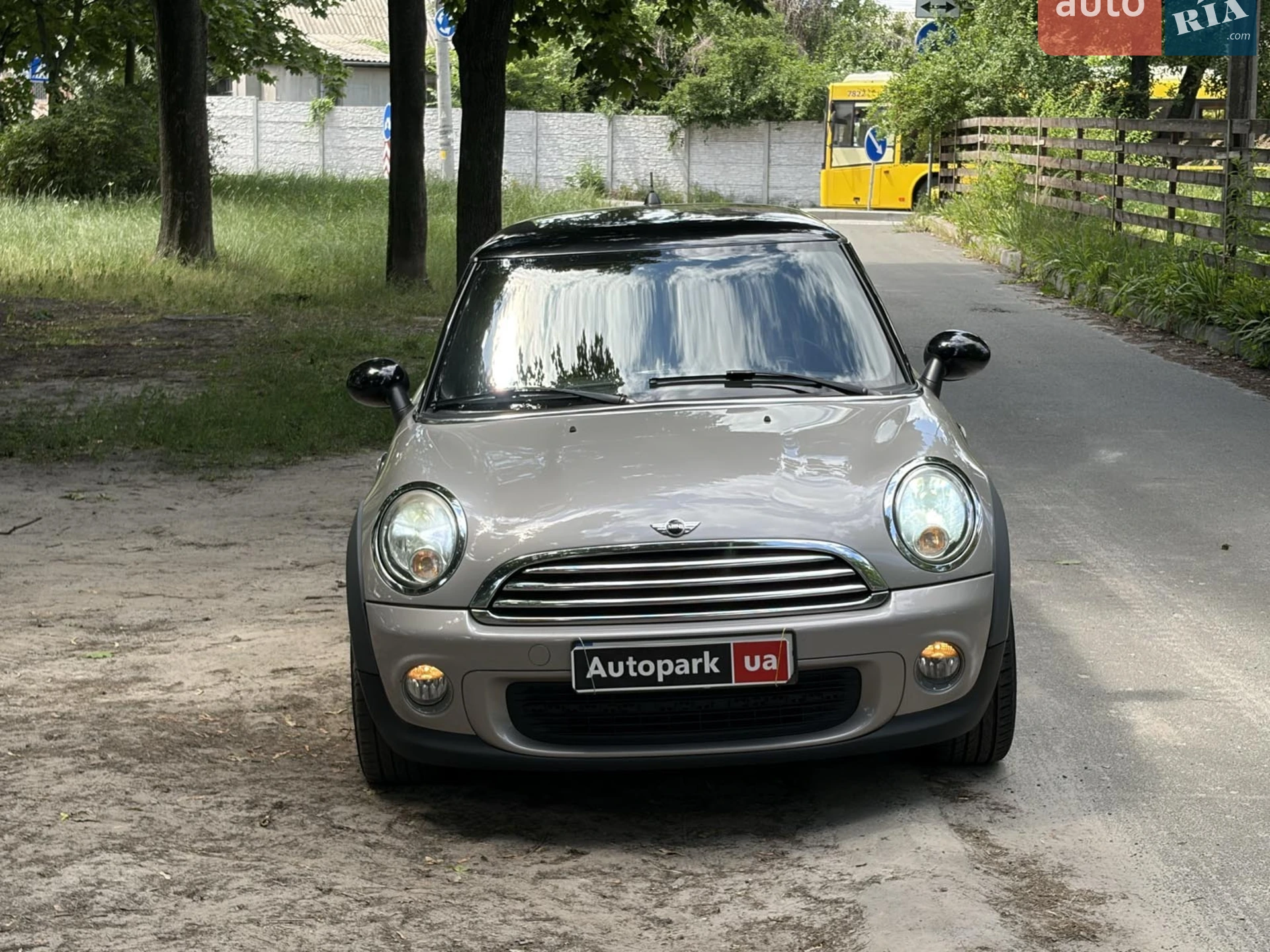 2013 MINI Cooper - мініатюра 2