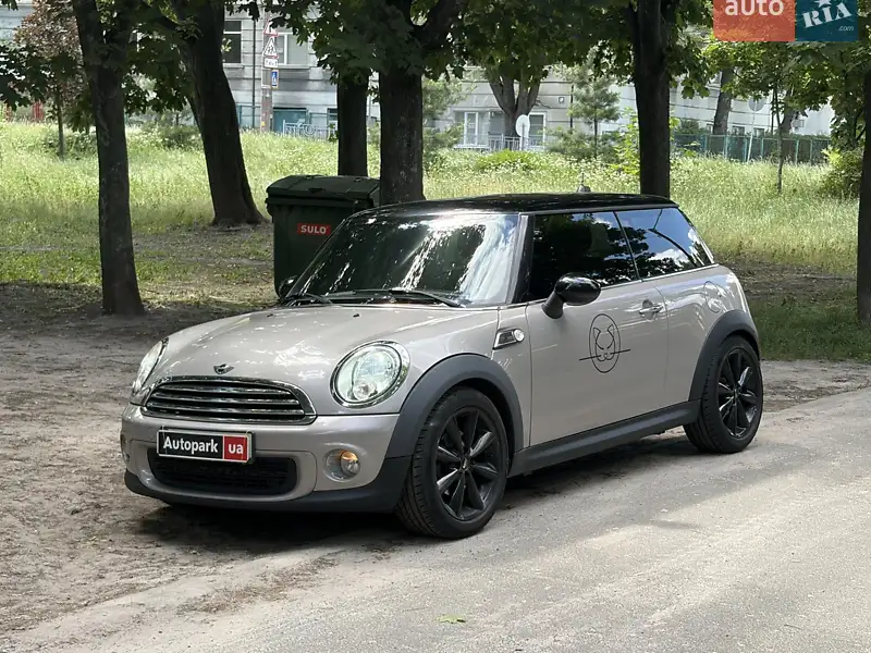 MINI Cooper 2013