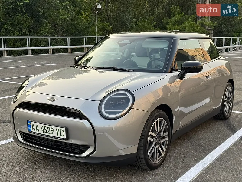 MINI Cooper 2024 VIN WMW11GC090TA65045 фото оголошення 11 з 76