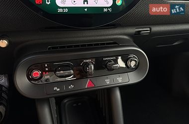 Хэтчбек MINI Cooper 2024 в Киеве