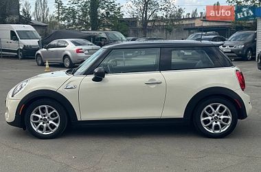 Хэтчбек MINI Cooper 2015 в Киеве