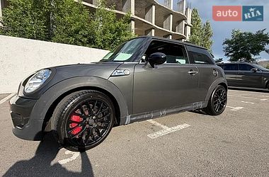 Хэтчбек MINI Cooper 2010 в Киеве