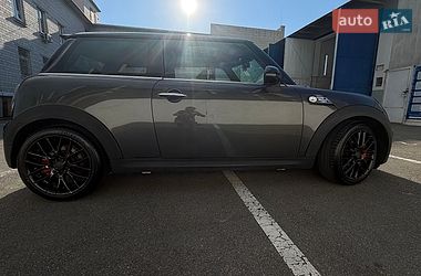 Хэтчбек MINI Cooper 2010 в Киеве