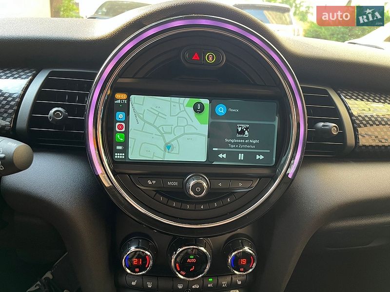 Хэтчбек MINI Cooper 2019 в Киеве