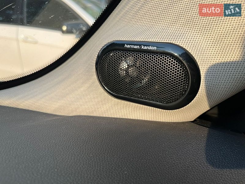 Хэтчбек MINI Cooper 2019 в Киеве