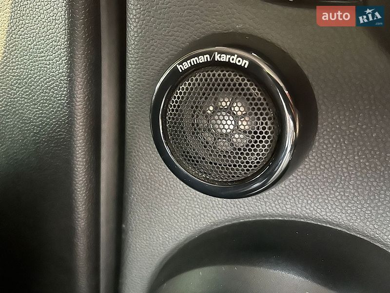 Хэтчбек MINI Cooper 2019 в Киеве