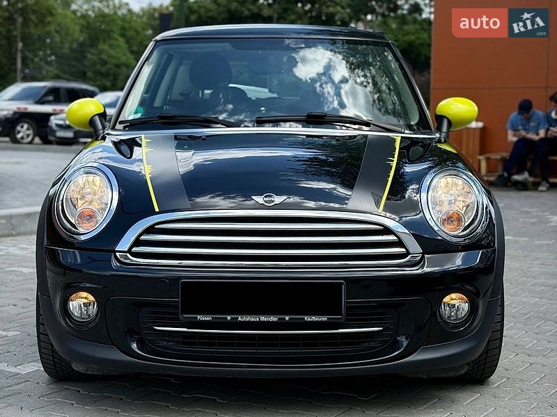 Хетчбек MINI Cooper 2013 в Чернівцях