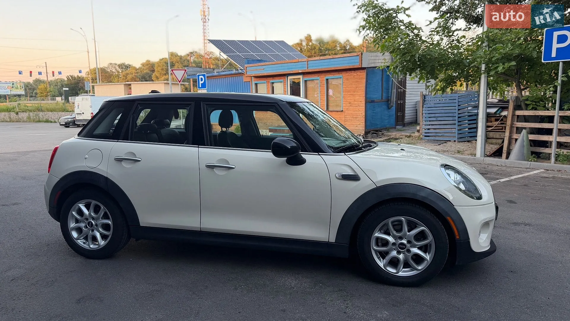 2017 MINI Cooper - мініатюра 9