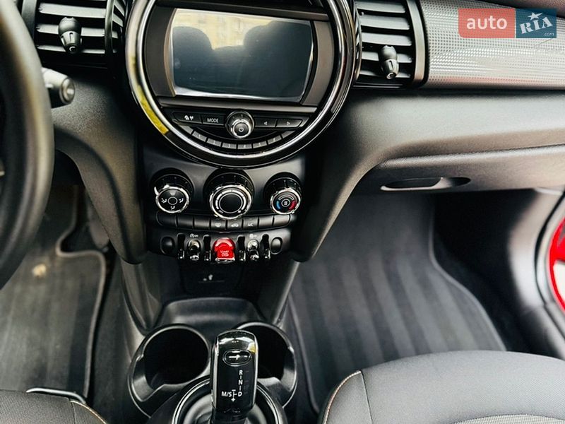 Хэтчбек MINI Cooper 2020 в Здолбунове