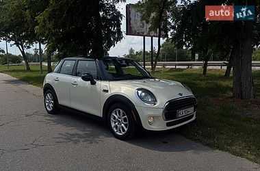 Хетчбек MINI Cooper 2017 в Києві