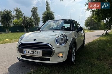 Хетчбек MINI Cooper 2017 в Києві