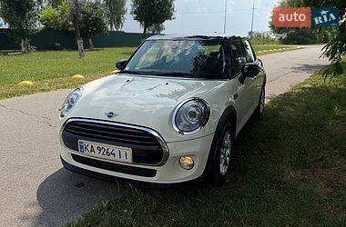 Хетчбек MINI Cooper 2017 в Києві
