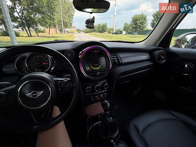 Хетчбек MINI Cooper 2017 в Києві