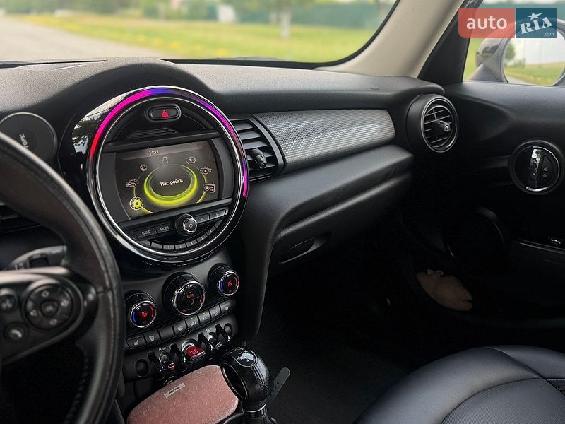 Хетчбек MINI Cooper 2017 в Києві