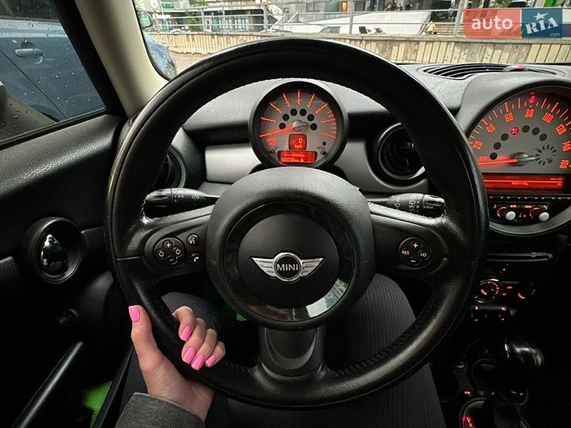 Хетчбек MINI Cooper 2010 в Києві