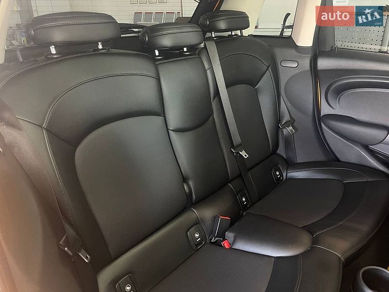 Хэтчбек MINI Cooper 2015 в Киеве