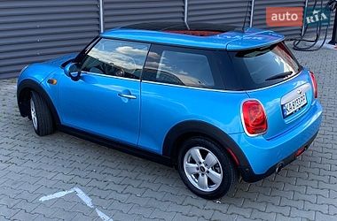 Хэтчбек MINI Cooper 2015 в Киеве