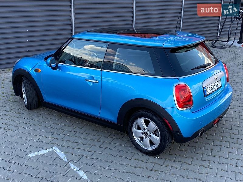 Хэтчбек MINI Cooper 2015 в Киеве