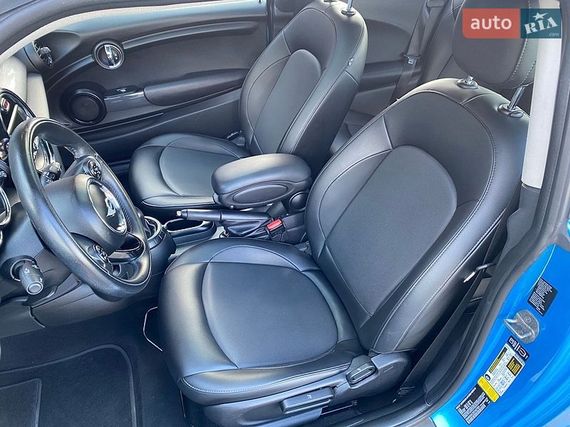 Хэтчбек MINI Cooper 2015 в Киеве