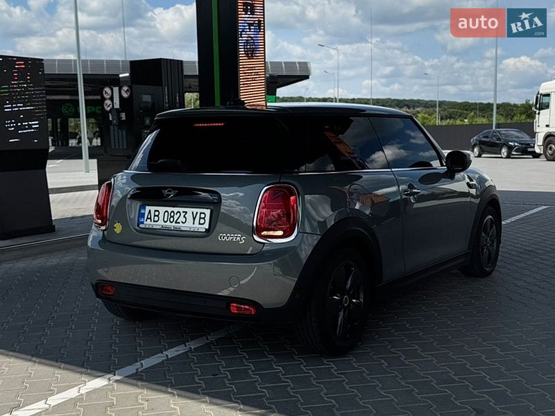 Хэтчбек MINI Cooper 2022 в Виннице