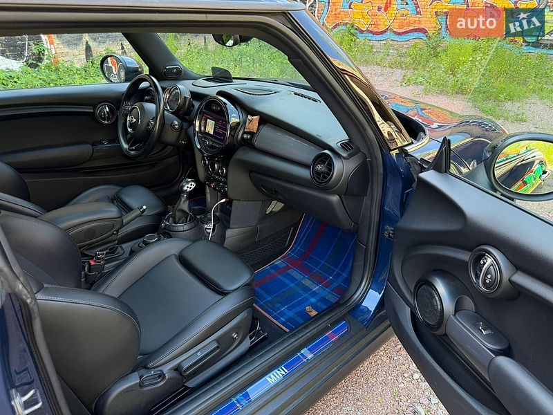 Хэтчбек MINI Cooper 2014 в Киеве