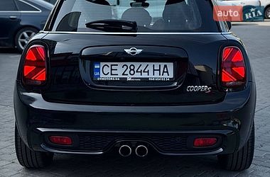 Хэтчбек MINI Cooper 2017 в Черновцах