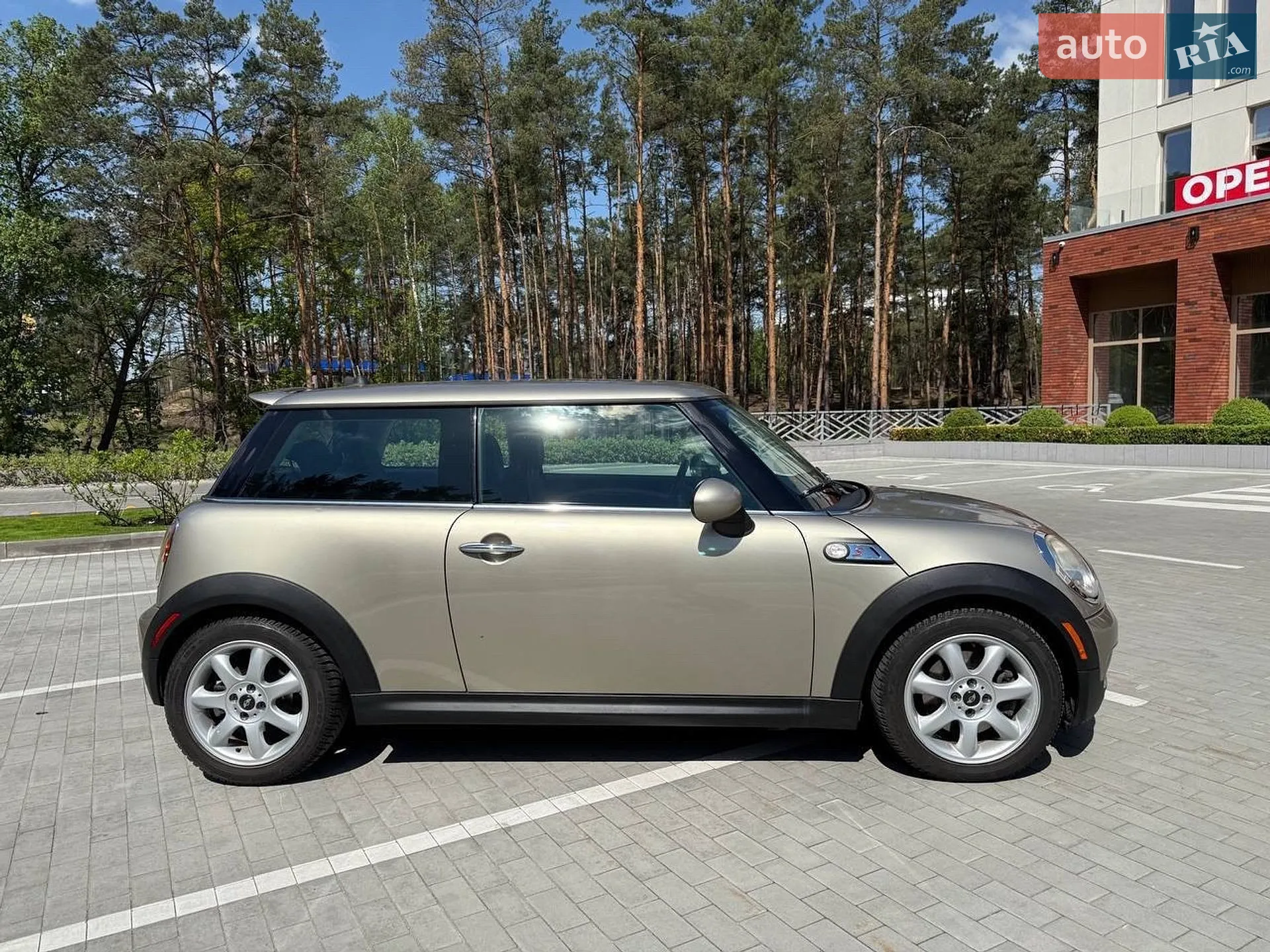 2010 MINI Cooper - мініатюра 20