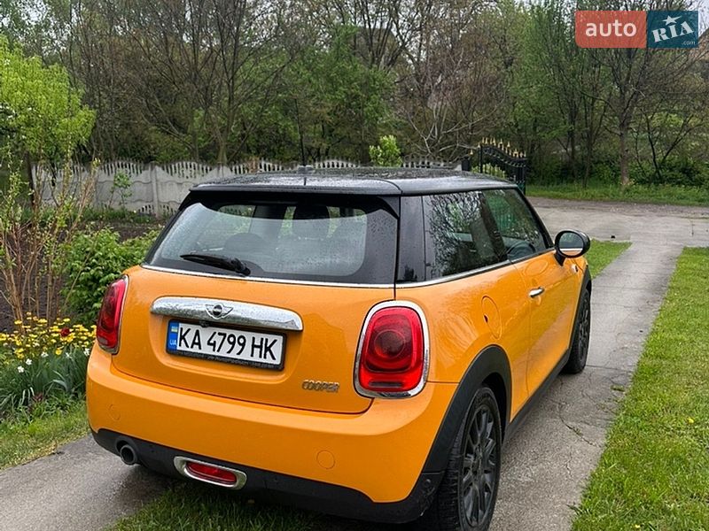 Хетчбек MINI Cooper 2016 в Києві