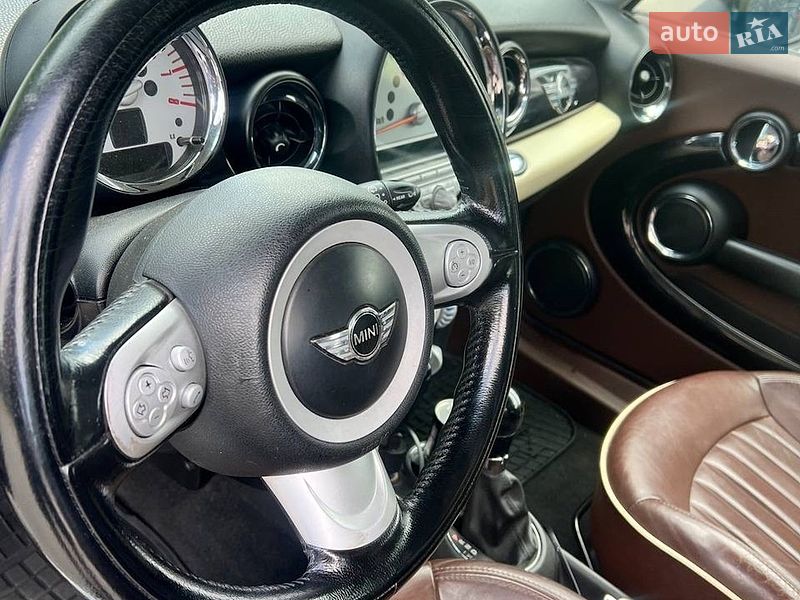 Хэтчбек MINI Cooper 2009 в Житомире