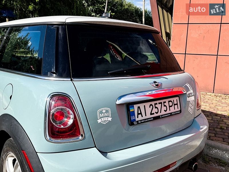 Хэтчбек MINI Cooper 2013 в Киеве