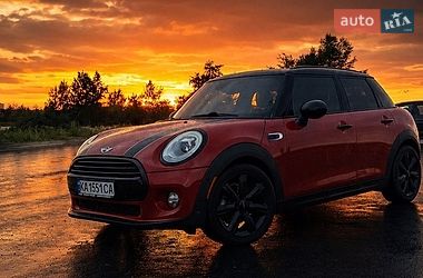 Хэтчбек MINI Cooper 2017 в Черкассах
