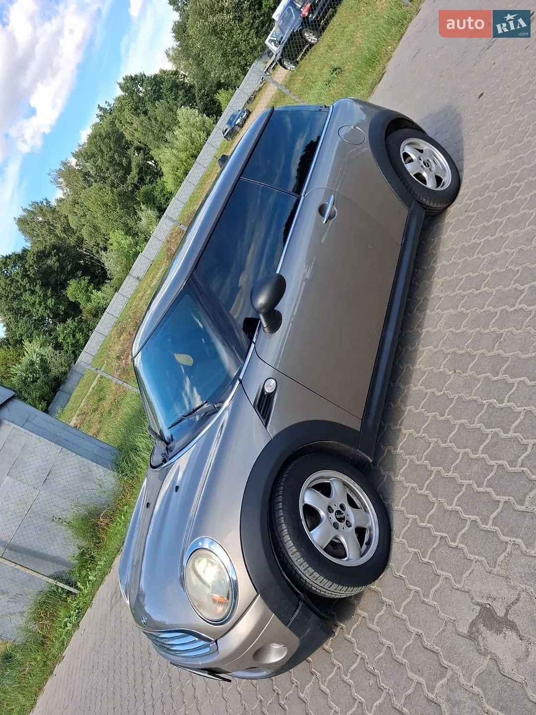 2011 MINI Cooper - мініатюра 2