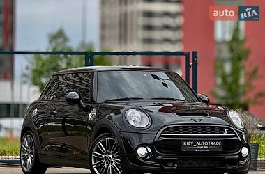 Хэтчбек MINI Cooper 2019 в Киеве