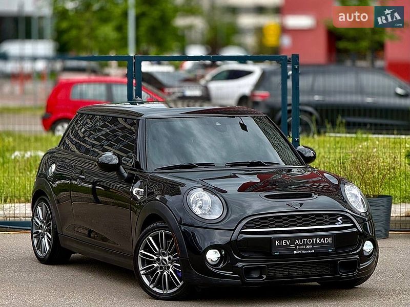 Хетчбек MINI Cooper 2019 в Києві