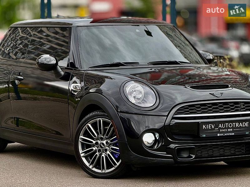 Хетчбек MINI Cooper 2019 в Києві