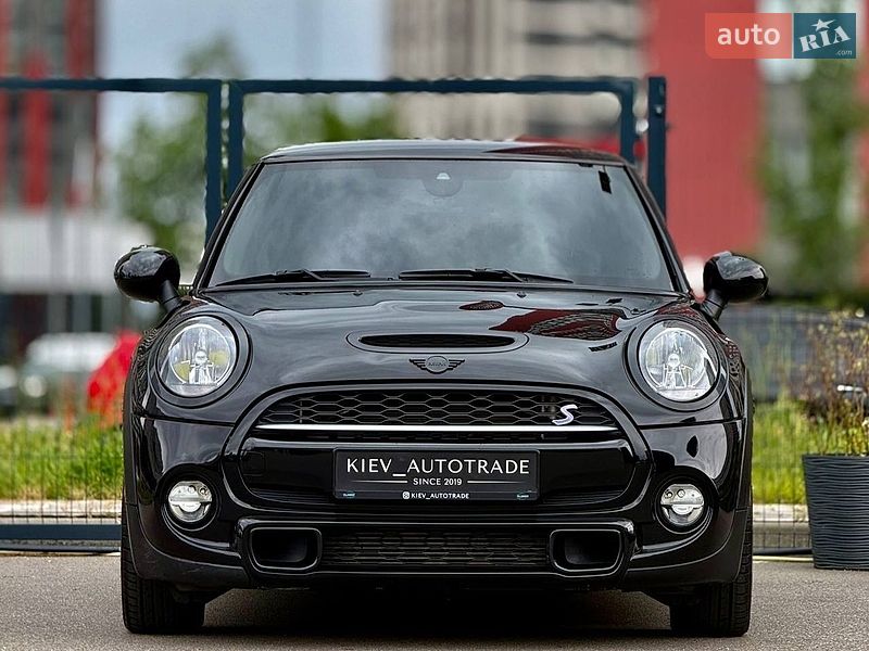 Хетчбек MINI Cooper 2019 в Києві