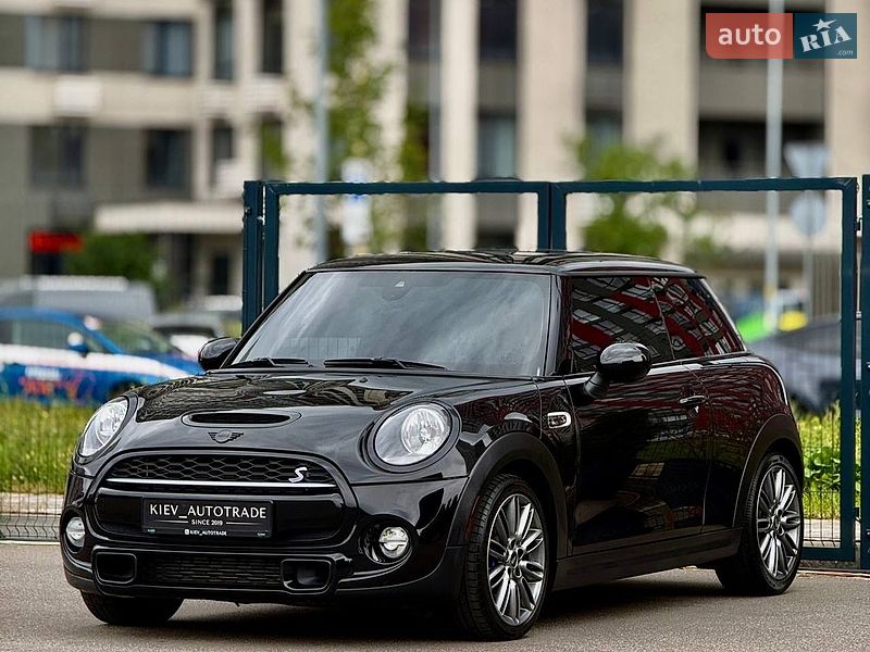 Хетчбек MINI Cooper 2019 в Києві