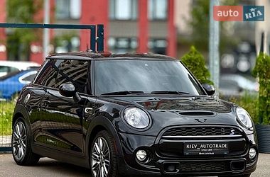 Хетчбек MINI Cooper 2019 в Києві