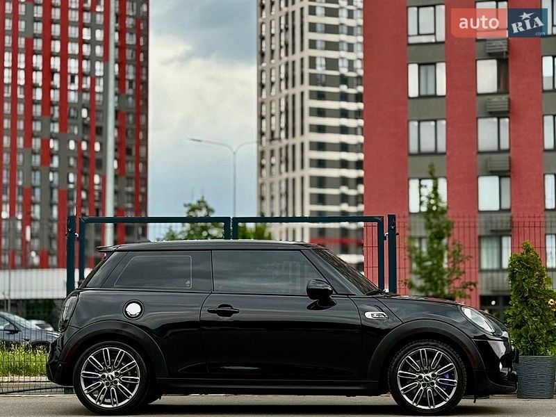 Хетчбек MINI Cooper 2019 в Києві