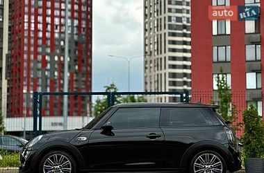 Хетчбек MINI Cooper 2019 в Києві