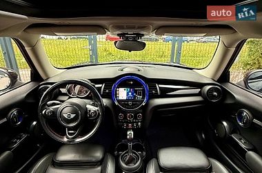 Хетчбек MINI Cooper 2019 в Києві