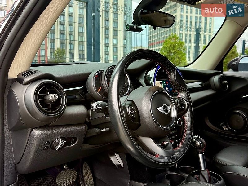 Хетчбек MINI Cooper 2019 в Києві