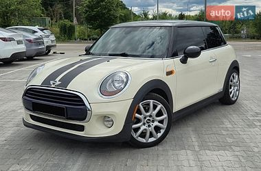Хэтчбек MINI Cooper 2016 в Киеве