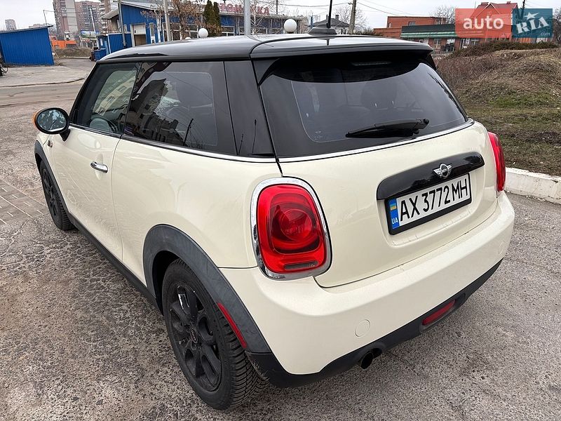 Хетчбек MINI Cooper 2016 в Харкові