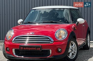 Хэтчбек MINI Cooper 2011 в Белогородке