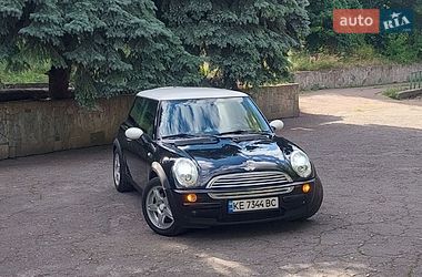 Хэтчбек MINI Cooper 2004 в Каменском
