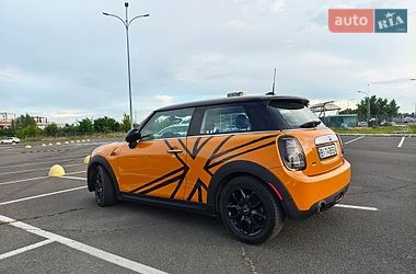Хетчбек MINI Cooper 2014 в Києві
